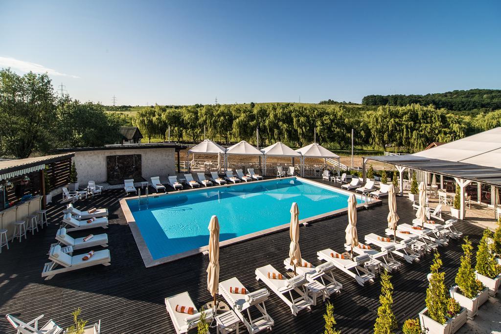 Conacul Archia Hotel Deva Exterior foto