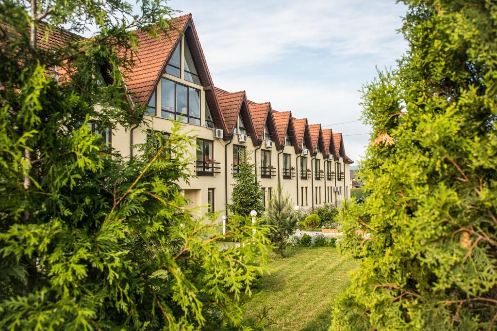 Conacul Archia Hotel Deva Exterior foto
